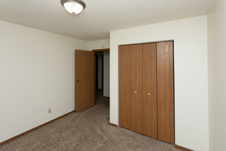 Danbury Apartment Community in Fargo, ND - Building Photo - Interior Photo