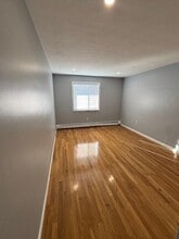 Doral Apartments in Quincy, MA - Foto de edificio - Building Photo