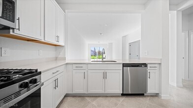 14694 White Pearl Rd in Punta Gorda, FL - Building Photo - Building Photo