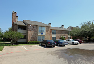 Berry Trail in Dallas, TX - Building Photo - Building Photo