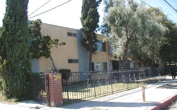 The Javalin Apartments in Inglewood, CA - Building Photo - Building Photo