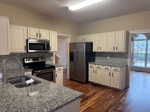 6724 Sunnywood Dr in Nashville, TN - Building Photo - Building Photo