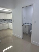 10891 SW 69th Dr-Unit -#0 in Miami, FL - Building Photo - Building Photo