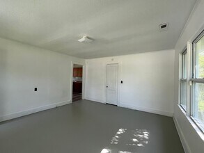 206 Richlands Ave in Jacksonville, NC - Building Photo - Building Photo