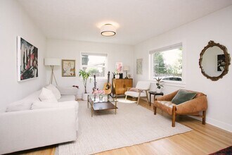 7014 N Greeley Ave in Portland, OR - Building Photo - Building Photo