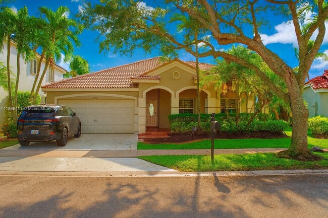 property at 1096 Fairfield Meadows Dr