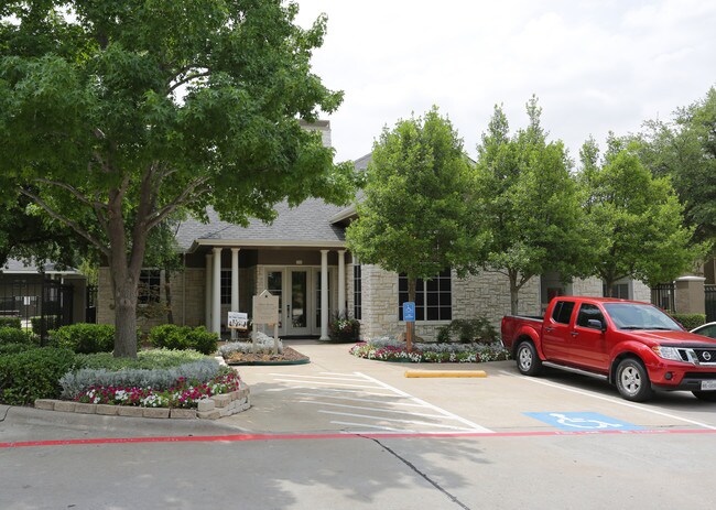 The Brook in Frisco, TX - Foto de edificio - Building Photo