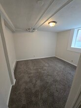 4528 Bryant Ave S, Unit 5 in Minneapolis, MN - Building Photo - Building Photo