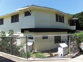 822 Olokele Ave in Honolulu, HI - Building Photo - Building Photo