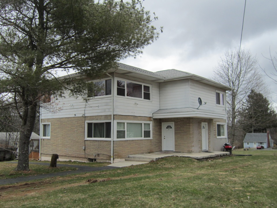 79 Wood Ave in Monticello, NY - Building Photo