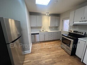 511 7th St SW in Albuquerque, NM - Building Photo - Building Photo