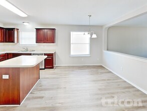 231 Cardinal Way in San Antonio, TX - Building Photo - Building Photo