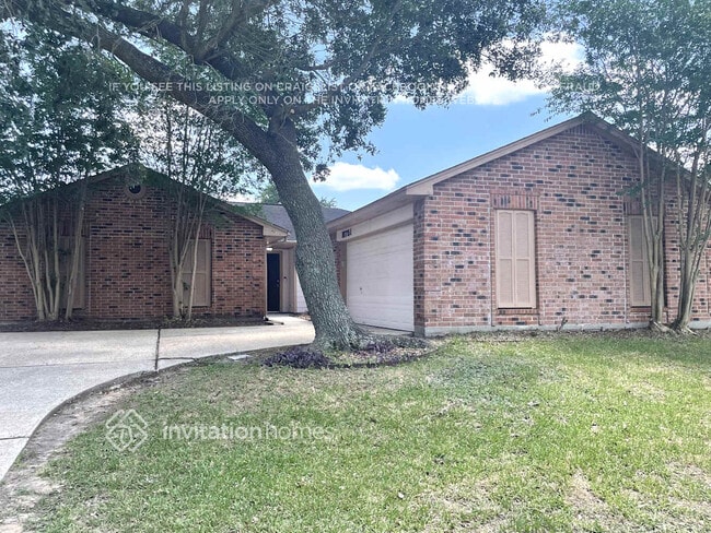 property at 16751 Summer Dawn Ln
