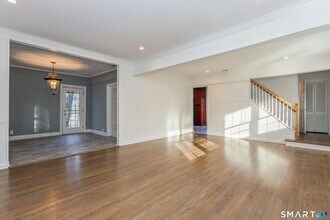 181 E Putnam Ave in Greenwich, CT - Building Photo - Building Photo