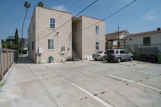 1235 S Bronson Ave in Los Angeles, CA - Building Photo - Building Photo