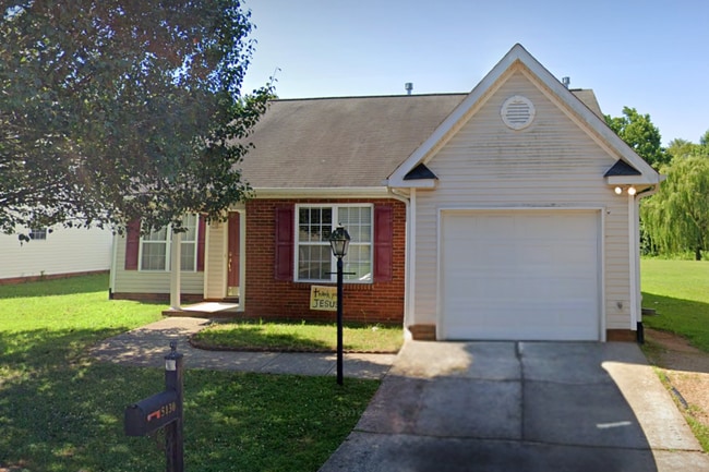 property at 5138 Fiddlers Run Dr