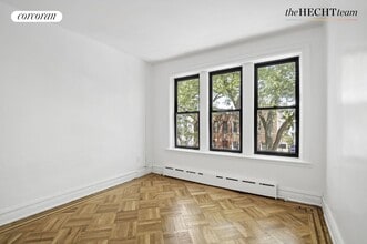 216 E 93rd St in Brooklyn, NY - Building Photo - Building Photo
