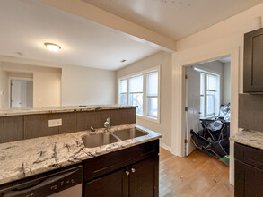 5598 Western in Chicago, IL - Building Photo - Building Photo