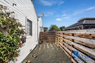 148 W F St in Benicia, CA - Building Photo - Building Photo