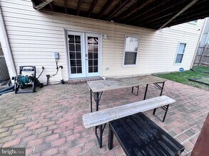 2847 Linden Knoll Ct in Woodbridge, VA - Building Photo - Building Photo