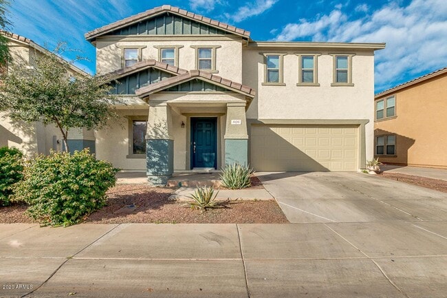 property at 806 N 112th Dr