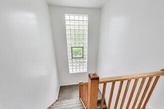 3333 Church St in Evanston, IL - Foto de edificio - Building Photo