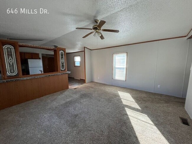 646 W Mills Dr in Towanda, KS - Building Photo - Building Photo