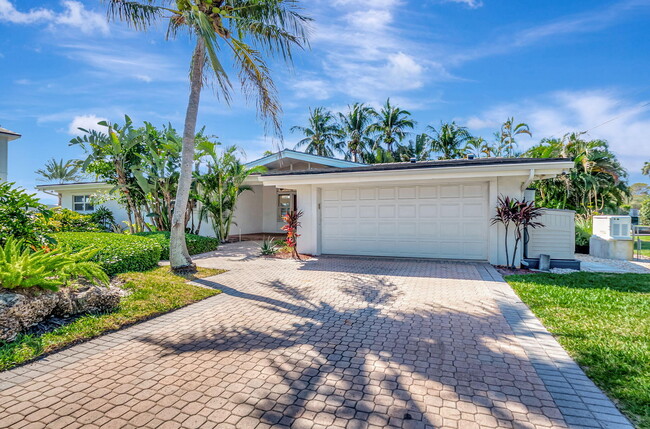 property at 3040 Jasmine Terrace