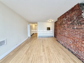 482 Beacon St in Boston, MA - Building Photo - Building Photo