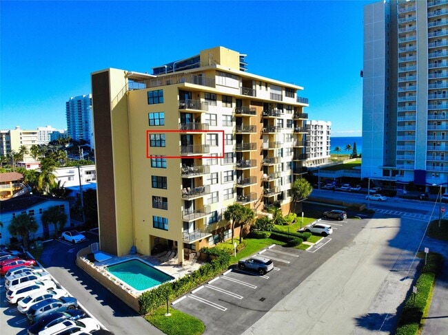 801 N Ocean Blvd, Unit 604 in Pompano Beach, FL - Building Photo - Building Photo