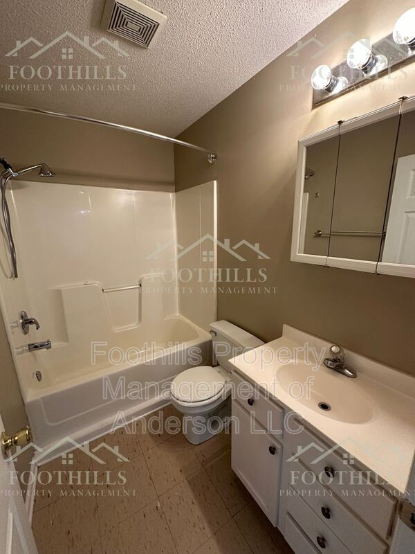 1419 Oak Hill Dr in Anderson, SC - Building Photo - Building Photo