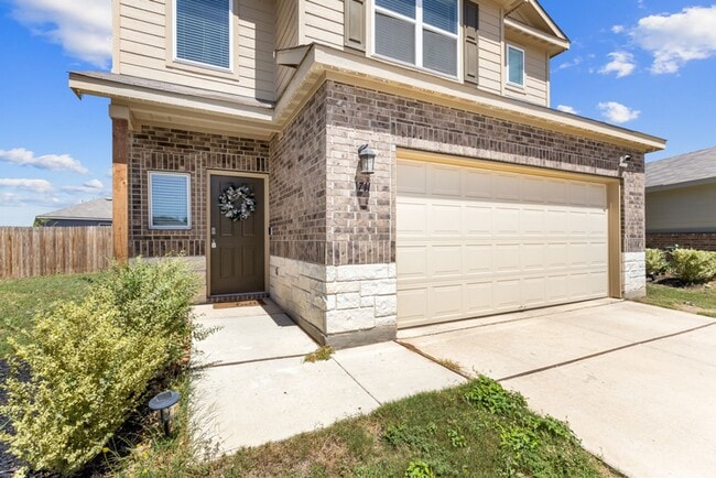 1711 Cody Clf in San Antonio, TX - Building Photo - Building Photo