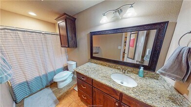 4 Bed, 4 Bath University Heights Townhome for August 2026 Move In! in College Station, TX - Building Photo - Building Photo