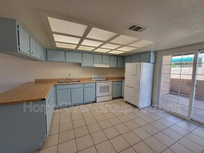 18238 N 41st St in Phoenix, AZ - Building Photo - Building Photo