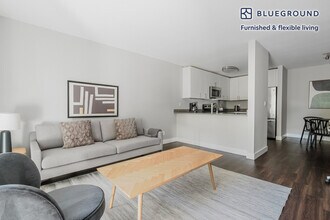 655 S Fair Oaks Ave in Sunnyvale, CA - Building Photo - Building Photo
