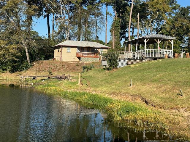 property at 16729 Malibu Dr