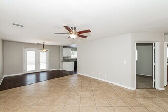 10252 Nolinas St in Las Vegas, NV - Building Photo - Building Photo