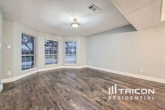 220 Flatwood Dr in Little Elm, TX - Building Photo - Building Photo