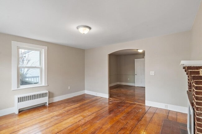 20 School St, Unit 2 in Weymouth, MA - Building Photo - Building Photo