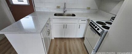 909 University Ave in Honolulu, HI - Building Photo - Building Photo