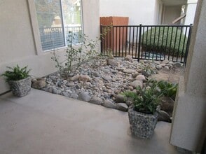 1011 Cardoza Rd in Los Banos, CA - Building Photo - Building Photo