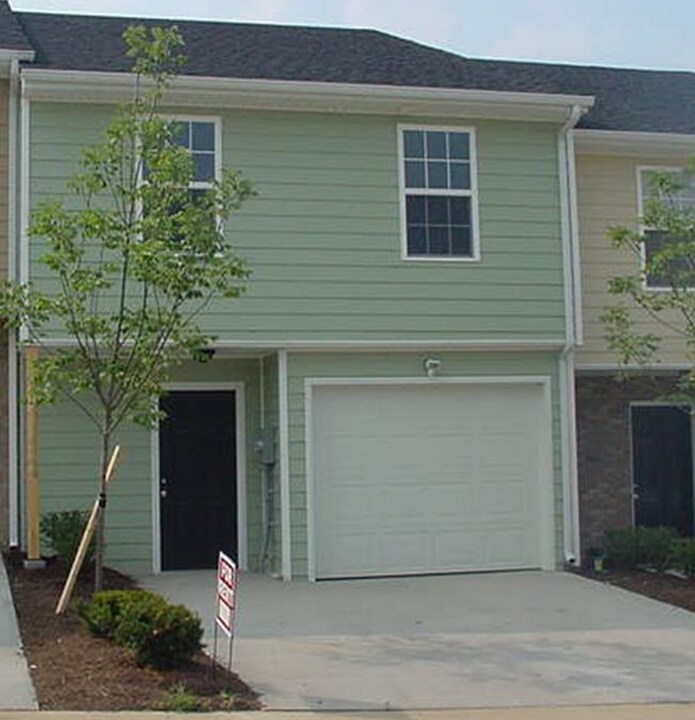 214-214 Bass Pond Glen Dr in Nicholasville, KY - Building Photo