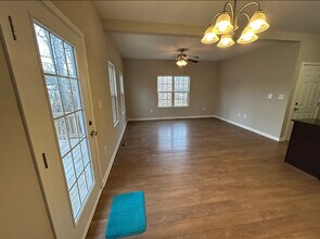 115 Lookout Point Pl in Mooresville, NC - Building Photo - Building Photo