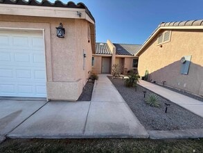 7375 E 39th St in Yuma, AZ - Building Photo - Building Photo