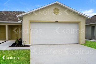 18304 Gibraltar Ln in Lehigh Acres, FL - Building Photo