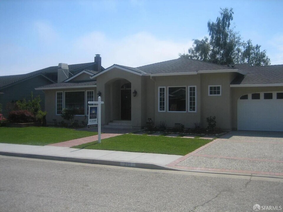 239 Majors St in Santa Cruz, CA - Building Photo