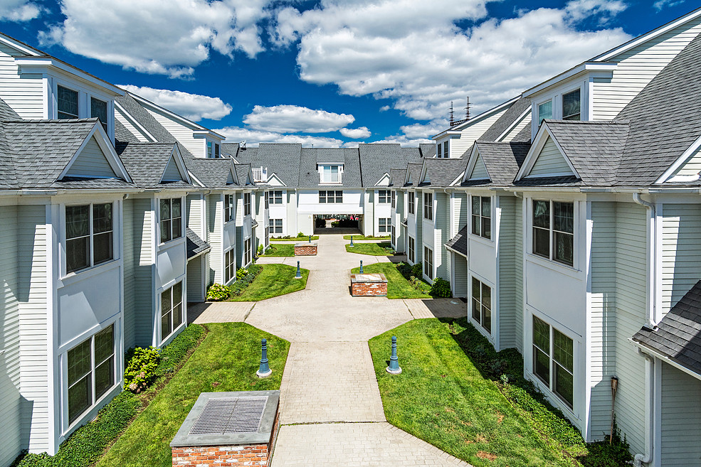 Haviland Gates in Norwalk, CT - Building Photo