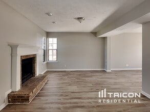 7760 Oakshot Ln in Indianapolis, IN - Building Photo - Building Photo
