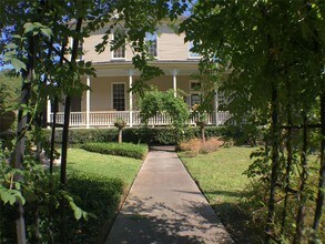 313 Meeting St-Unit -22 in Charleston, SC - Building Photo - Building Photo