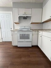 1975 Dunbar Dr in Columbus, OH - Foto de edificio - Building Photo